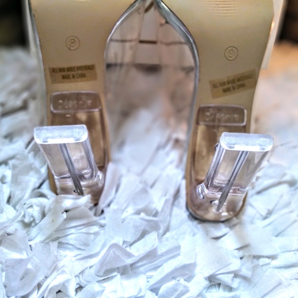 Transparent Heels - Picture 3 of 6